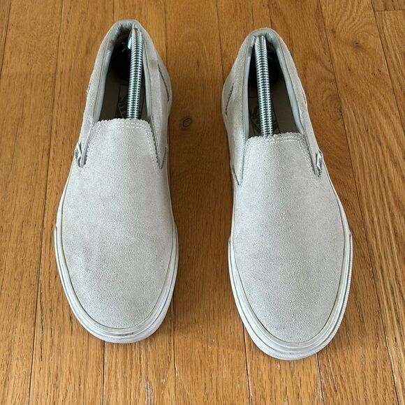 Vans Classic Slip-On Shoes in‎ Gray Suede | Slides Women’s 10 Men’s 8.5 - Picture 1 of 8